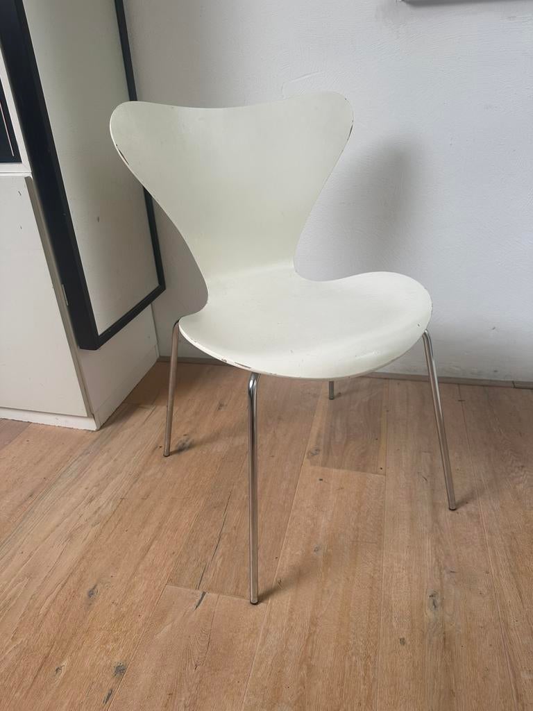 Fritz Hansen vlinderstoelen series 7, Huis en Inrichting, Stoelen, Zo goed als nieuw, Wit, Ophalen