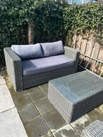 Loungeset: bank, tafel & 2 fauteuils -bezorgen mogelijk, Ophalen, Zo goed als nieuw, Wicker, Bank