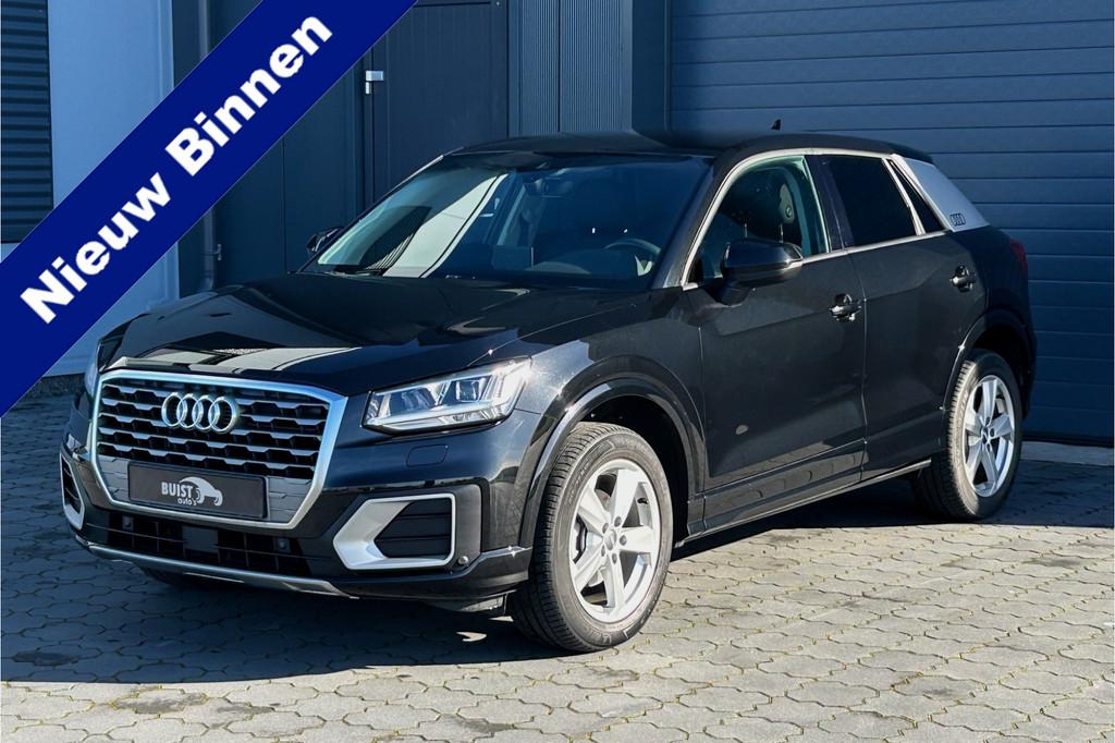 Audi Q2 35 TFSI 150pk Sport S-Tronic LED B&O ACC KEYLESS TRE, Auto's, Audi, Stof, 4 cilinders, Zwart, Bedrijf