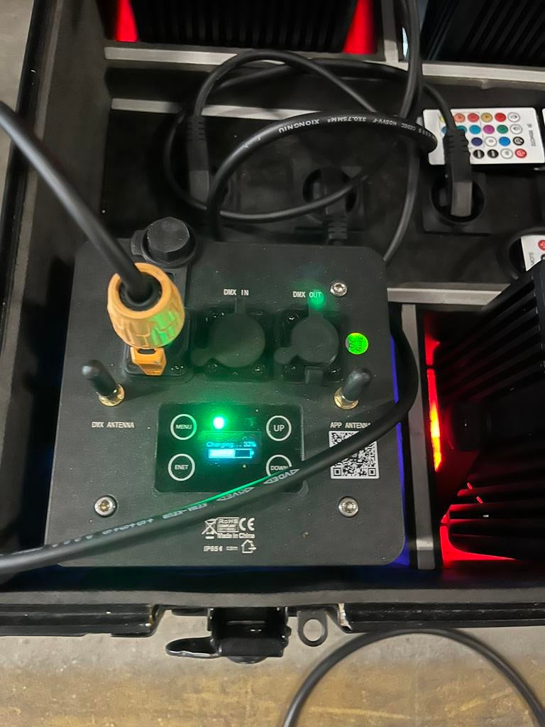 Uplights voor binnen en buiten gebruik (8X) dmx gestuurd, Zo goed als nieuw, Info@mobiscreen.tv, NNB, Ophalen