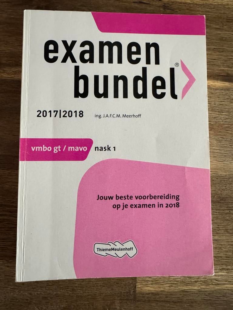 Examenbundel Nask 1 VMBO GT/MAVO 2017/2018, Boeken, Schoolboeken, Ophalen of Verzenden, Gelezen, VMBO, Natuurkunde