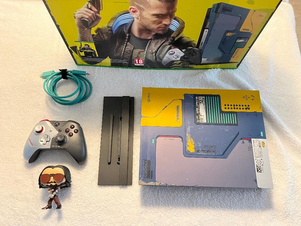 Xbox One X CyberPunk Edition, Spelcomputers en Games, Spelcomputers | Xbox One, Ophalen of Verzenden, Zo goed als nieuw, 1 TB
