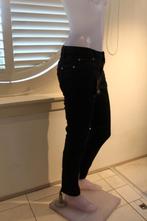 DSQUARED2 zwarte stretch twiggy jeans is nieuw 359,- mt 36, Kleding | Dames, DSQUARED2, Zwart, Nieuw, Ophalen of Verzenden