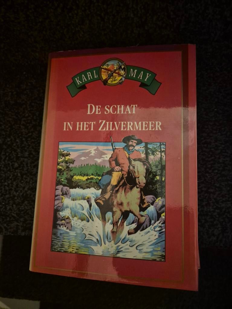 Karl May - De Schat in het Zilvermeer (Hardcover), Boeken, Ophalen of Verzenden, Gelezen, Karl May, Europa overig