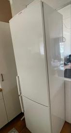 Grote Bosch koelkast met vriezer, Gebruikt, 200 liter of meer, 60 cm of meer, Met aparte vriezer