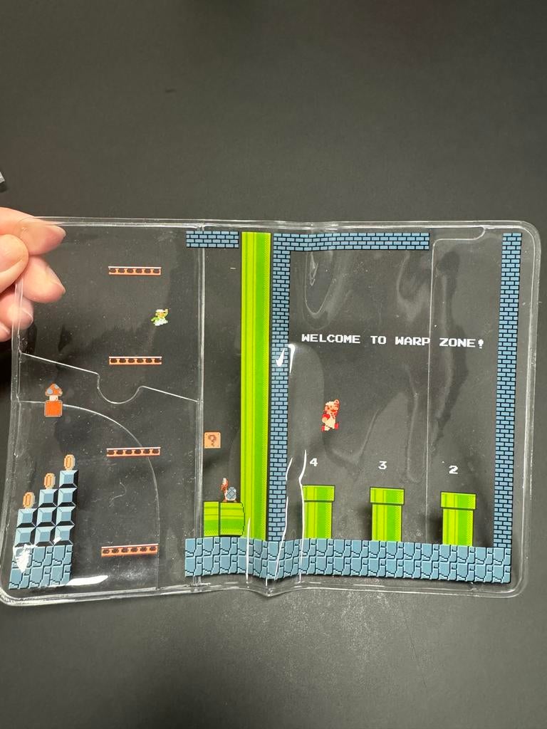 Nintendo Tokyo Super Mario Paspoorthoesje - Zo goed als nieu, 30 cm of meer, Overige kleuren, Minder dan 35 cm, Ophalen of Verzenden