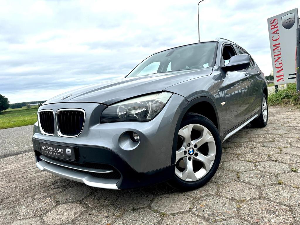 BMW X1 18i SDrive Executive NAP 5D NAVI SCHERM TREKHAAK AIRC, Auto's, BMW, Euro 5, Achterwielaandrijving, 1995 cc, 4 cilinders