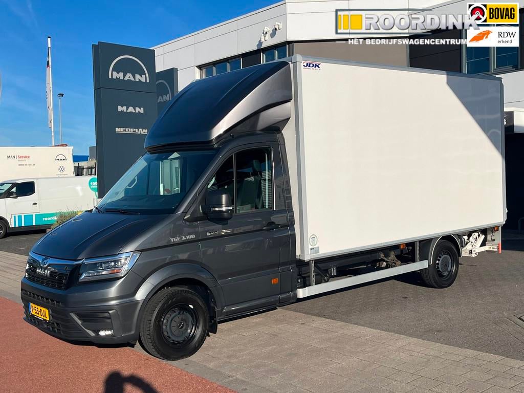 MAN TGE TGE 3.180 4x4 laadklep, Auto's, Automaat, Stof, Gebruikt, Euro 6