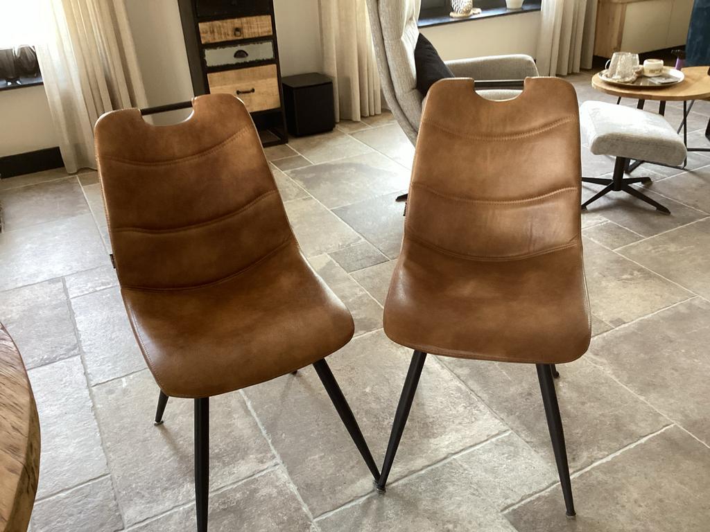 Set van 2 bruine leren eetkamerstoelen, Huis en Inrichting, Ophalen, Gebruikt, Twee, Bruin