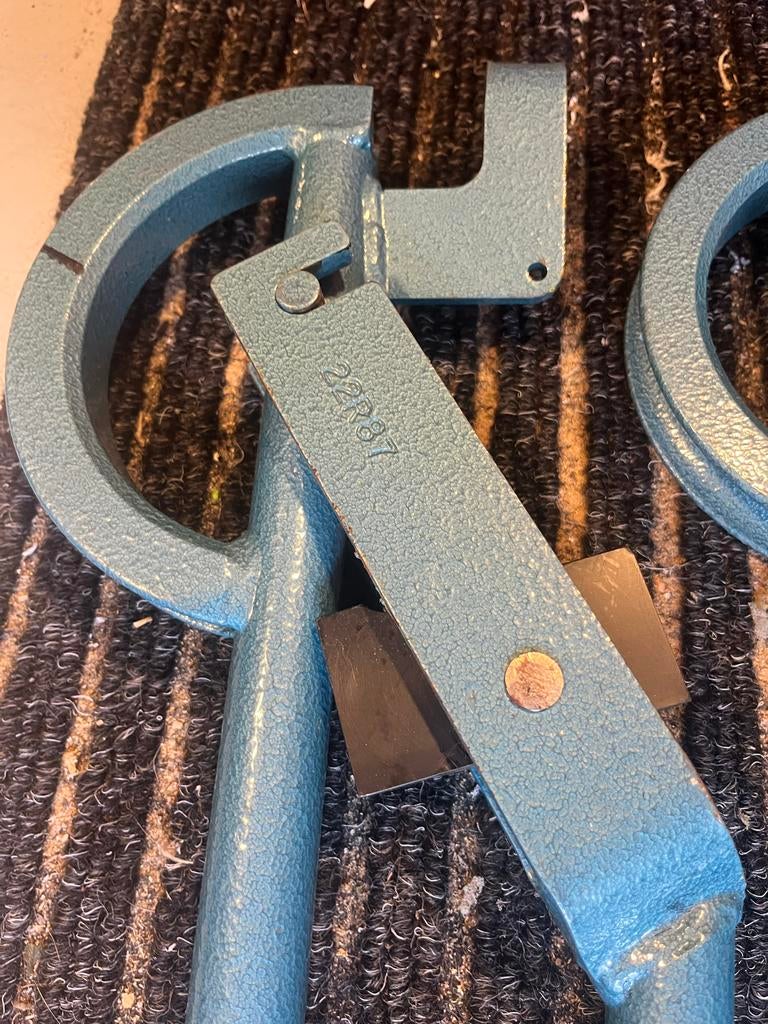 Buigtangen 22 mm zgan, Doe-het-zelf en Verbouw, Gereedschap | Handgereedschap, Ophalen, Zo goed als nieuw