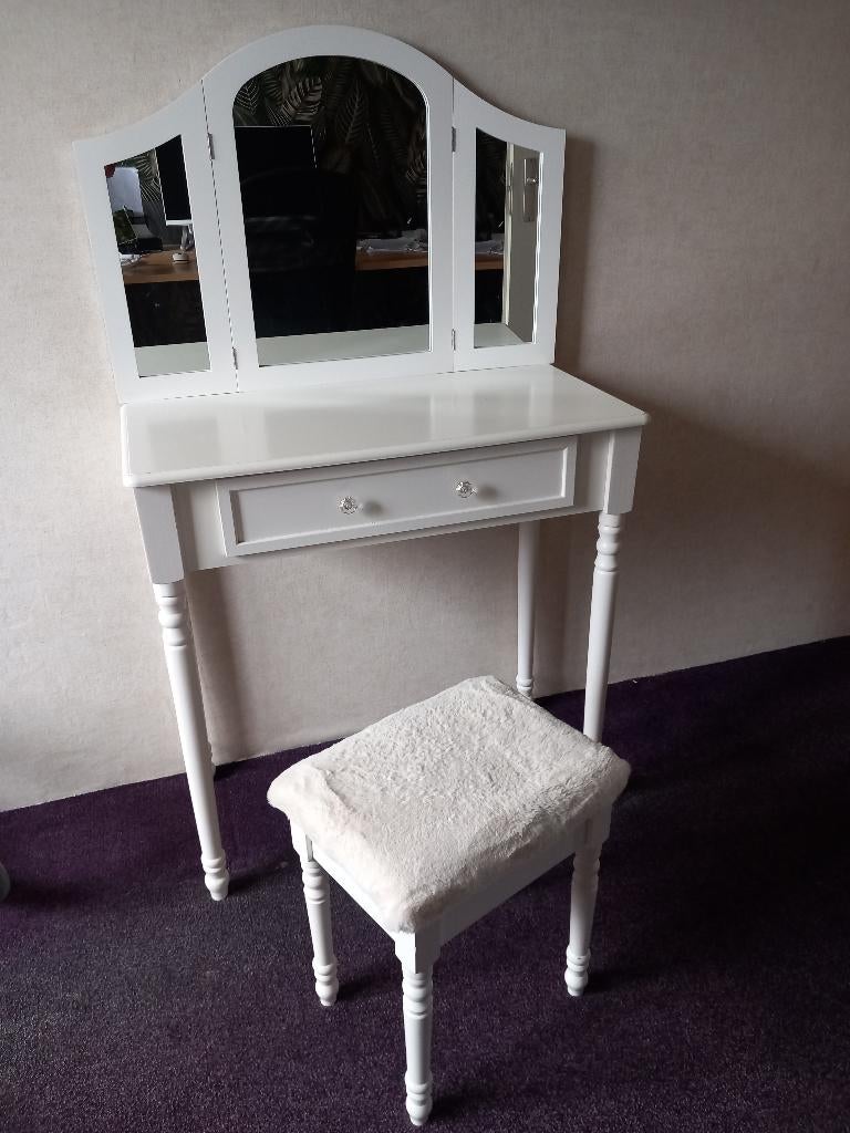 Makeup tafel / kaptafel, Ophalen, Gebruikt, 100 tot 150 cm, 50 tot 100 cm