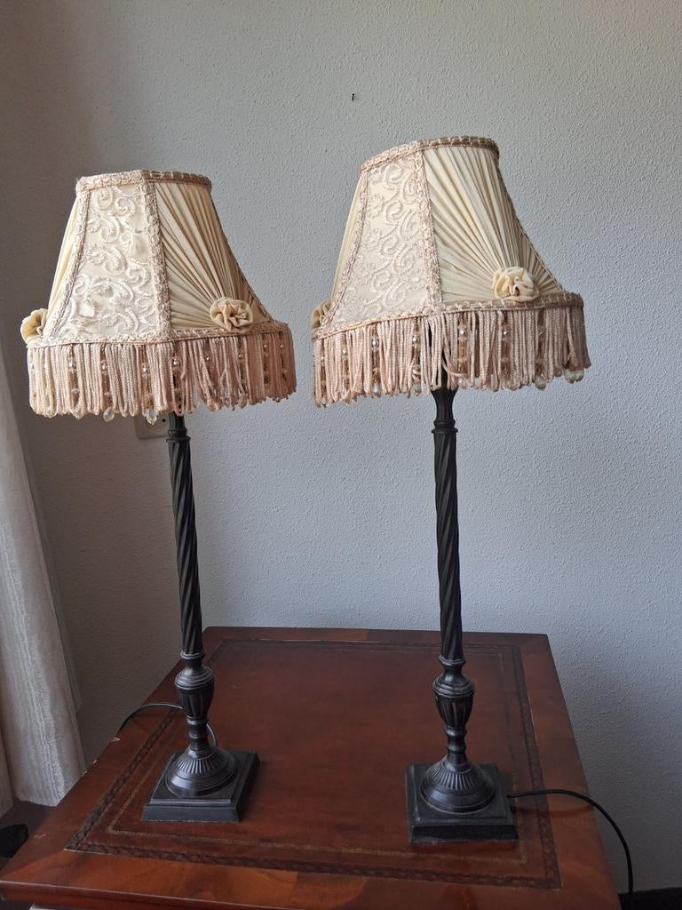 Twee lampen wel ophalen, Huis en Inrichting, Lampen | Tafellampen, Ophalen of Verzenden, Minder dan 50 cm