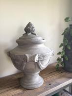 Sier kruik/pot van beton, Overige kleuren, Aardewerk of Porselein, Ophalen of Verzenden, Zo goed als nieuw