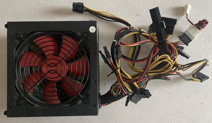 HKC V-650 650w ATX PSU Voeding. Plus extra Cooler Master fan, Computers en Software, Interne voedingen, Gebruikt, Ophalen of Verzenden
