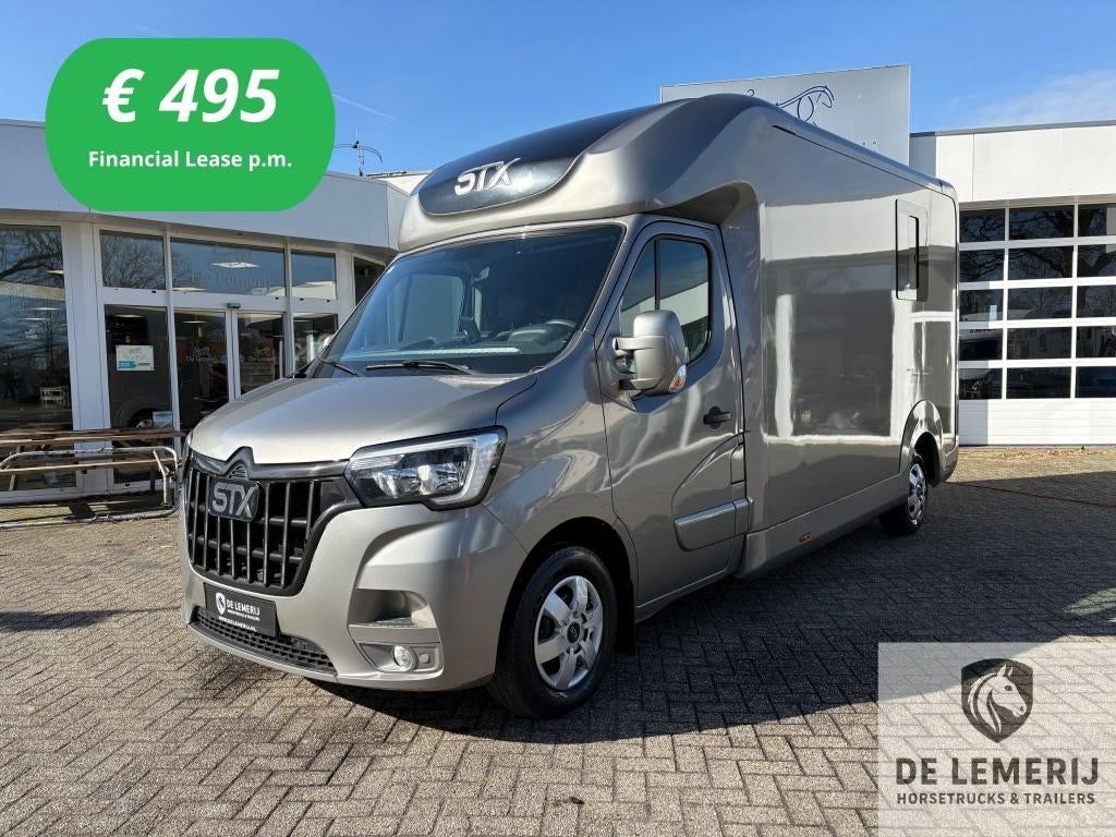 Renault Master STX Hengstenuitvoering Handbak 2024 € 49.995, Ophalen, Zo goed als nieuw, Polyester, 2-paards trailer