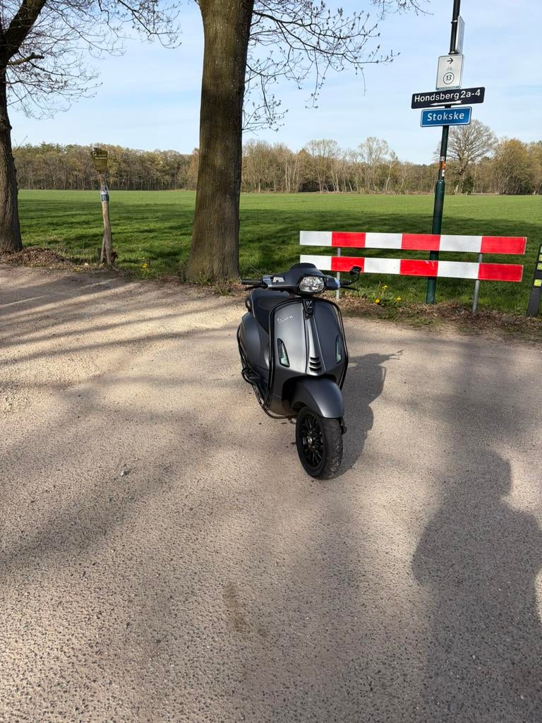 Vespa sprint 2018, Fietsen en Brommers, Scooters | Vespa, Ophalen, Gebruikt, Maximaal 45 km/u, Vespa S