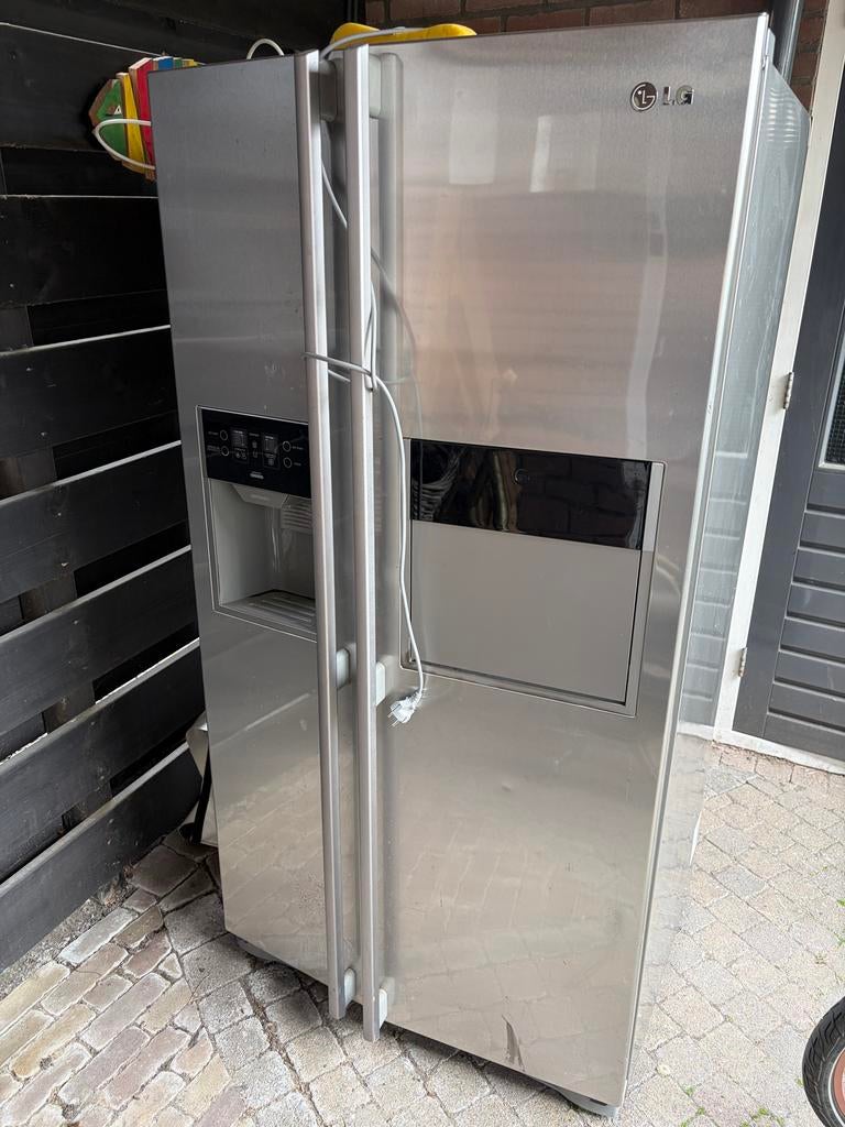 LG koel- vriescombinatie met ijsblokjesmaker, Witgoed en Apparatuur, Ophalen, Gebruikt, 200 liter of meer, 60 cm of meer