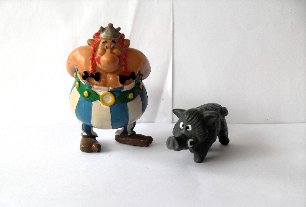 Asterix en Obelix Figuurtjes Obelix en Everzwijn, Ophalen of Verzenden, Zo goed als nieuw