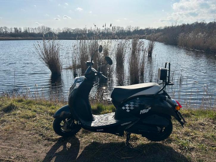 Mio snor scooter, Fietsen en Brommers, Scooters | SYM, Zo goed als nieuw, Overige modellen, Benzine, Ophalen