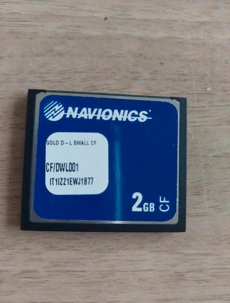 Navionics Gold D-L small cf : 45XG UK, Ierland & Nederland, Ophalen of Verzenden, Zo goed als nieuw, Kaartplotter of Fish Finder