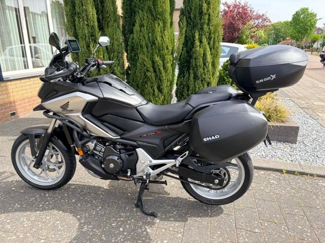Honda NC 750 XA  – ABS – 15.000 km – Heel mooi en compleet, Motoren, Motoren | Honda, 2 cilinders, Occasion, 745 cc, Motorrijbewijs A