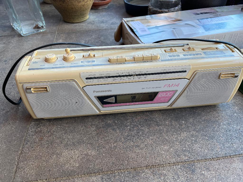 Retro cassette radio, Ophalen, Audio en Video