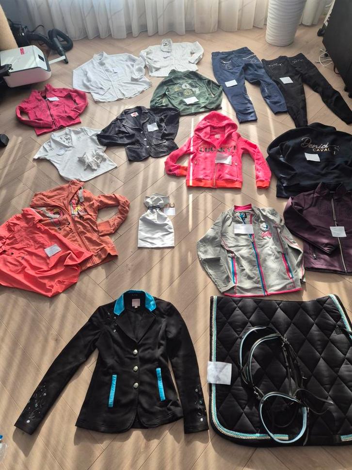 Paardrijkleding  ook kinderen wedstrijdsetje ..Plastron, Dieren en Toebehoren, Paardrijkleding, Zo goed als nieuw, Bovenkleding