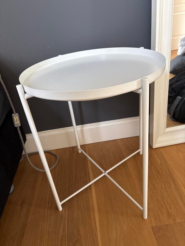 IKEA Gladom bijzettafel - Wit, zo goed als nieuw, Minder dan 55 cm, Metaal of Aluminium, Rond, Zo goed als nieuw