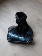 Langlauf skating schoenen met skating ski,s, Overige merken, 180 cm of meer, Ophalen of Verzenden, Zo goed als nieuw