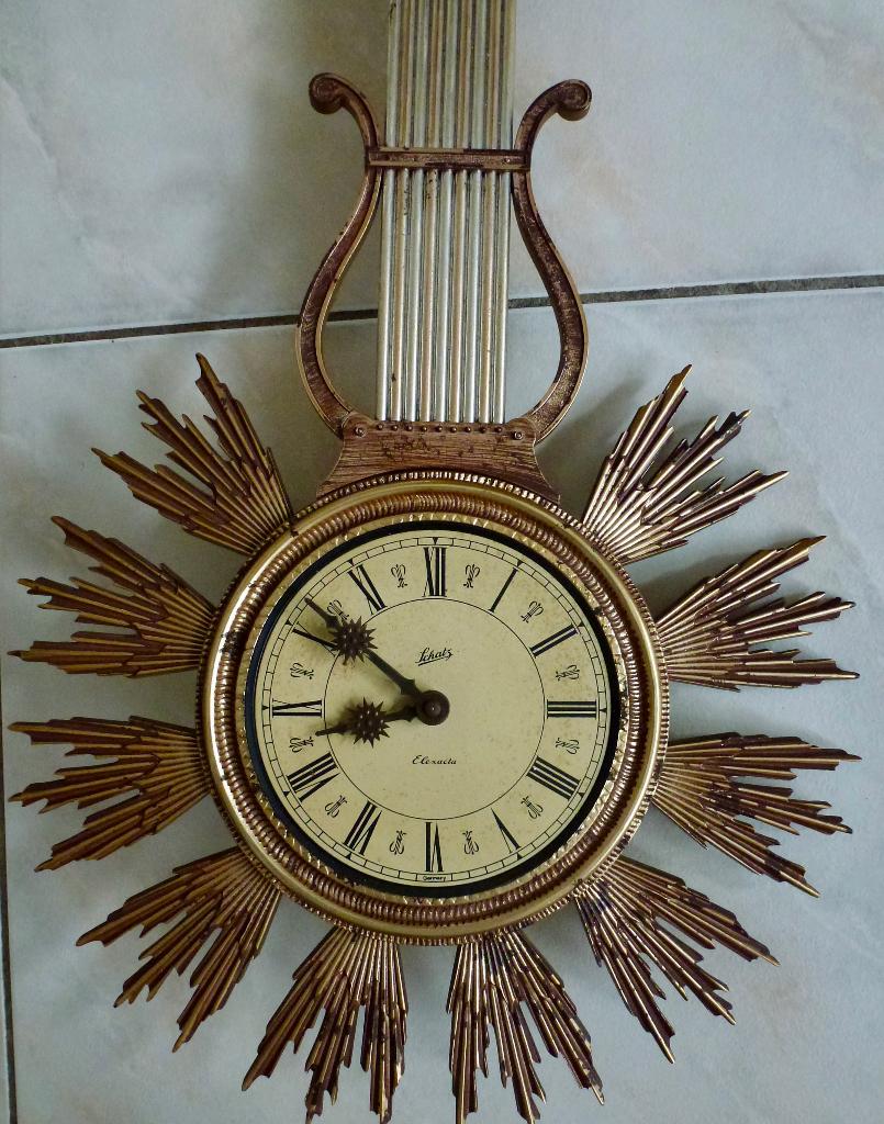 Vintage Schatz Elexacta Zonneklok uit de jaren 60., Ophalen of Verzenden, Gebruikt, Analoog, Wandklok