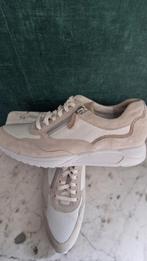 Sneakers Durea maat 37,5  maat 4,5  NIEUW, Durea, Wit, Nieuw, Ophalen of Verzenden