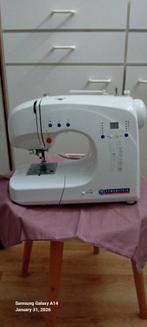 Lewenstein 32 digitronic and electronic sewing machine, Ophalen, Zo goed als nieuw, Naaimachine, Lewenstein