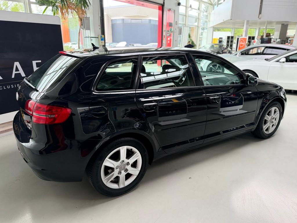 Audi A3 Sportback 1.2 TFSI Attraction Advance, Auto's, Euro 5, Stof, Gebruikt, Zwart