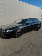 Mercedes-Benz A-Klasse A 250 224pk 7G-DCT 2018 Zwart, Auto's, Mercedes-Benz, 4 cilinders, Zwart, 1600 kg, Geïmporteerd