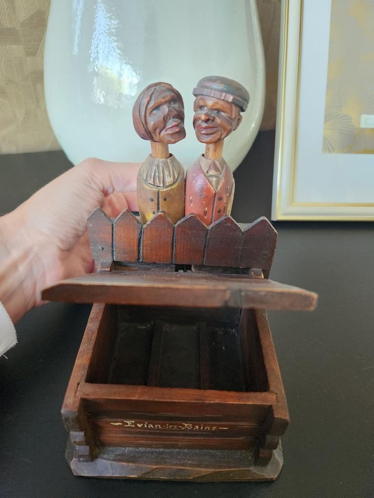 Antiek handgesneden houten mechanische doosje ANRI, Antiek en Kunst, Ophalen of Verzenden