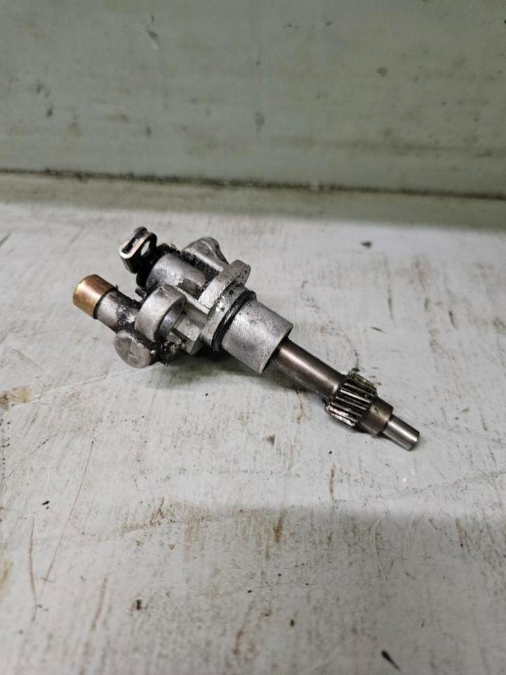 Oliepomp voor Sym blok, Fietsen en Brommers, Brommeronderdelen | Scooters, Gebruikt, SYM, Blok, Ophalen