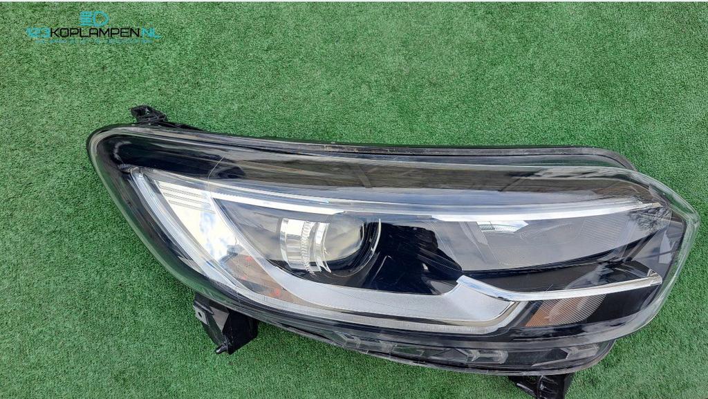 Renault Kadjar H7 LED koplamp rechts – 260101096R, Gebruikt, -, Renault, Ophalen of Verzenden