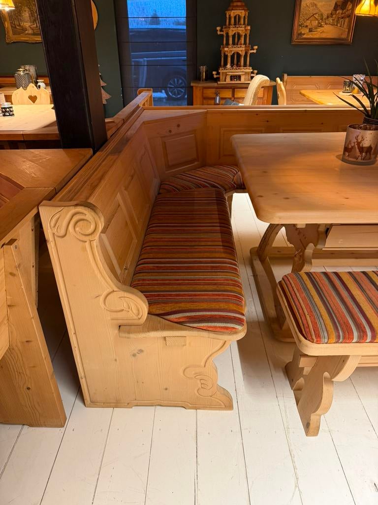 Oostenrijkse eethoek | Alpen Stube set | Vintage hoekbank, Antiek en Kunst, Ophalen