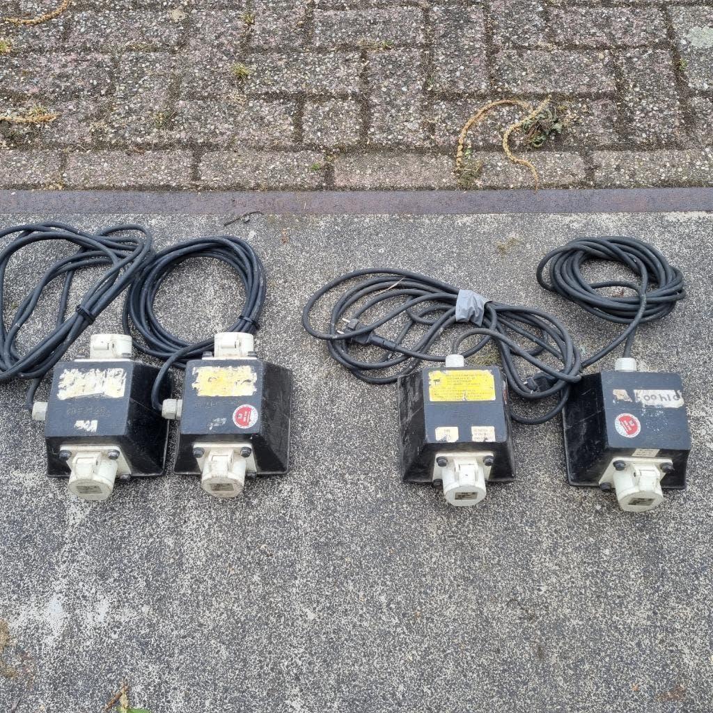 4x  oude scheidings trafo 230-42 volt, Hobby en Vrije tijd, Ophalen, Nieuw