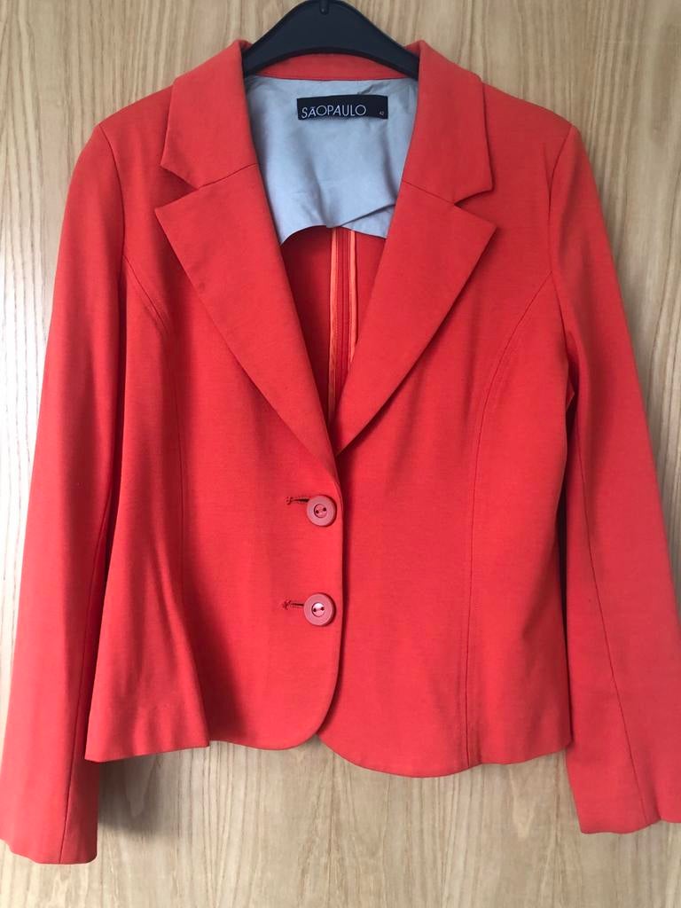 Oranje Jasje en shirt van SAOPAULO - Maat 40-42, Kleding | Dames, Jasjes, Kostuums en Pakken, Maat 42/44 (L), Oranje, Ophalen of Verzenden