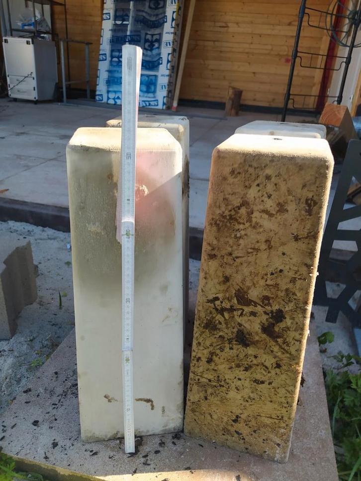 Taps toelopende beton poeren wit. Prijs per vier., Doe-het-zelf en Verbouw, Metselstenen, Ophalen of Verzenden