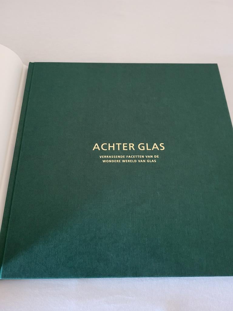 Te Koop  Achter glas., Boeken, Ophalen of Verzenden, Nieuw
