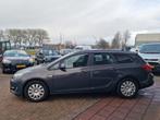 Opel Astra Sports Tourer 1.7 CDTi Cosmo - Clima - Cruise -, Voorwielaandrijving, Euro 5, Stof, Gebruikt