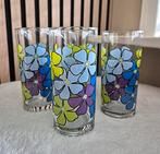 4 Vintage drinkglazen met bloemen, Verzamelen, Glas en Borrelglaasjes, Ophalen of Verzenden, Zo goed als nieuw, Frisdrankglas