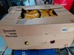 1 bananen doos rommelmarkt spulletjes, Ophalen, Gebruikt