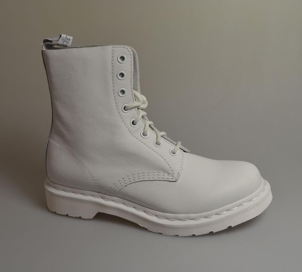 dr martens pascal virginia mono wit 36,37,38,39,40,41,42, Wit, Lage of Enkellaarzen, Nieuw, Ophalen of Verzenden