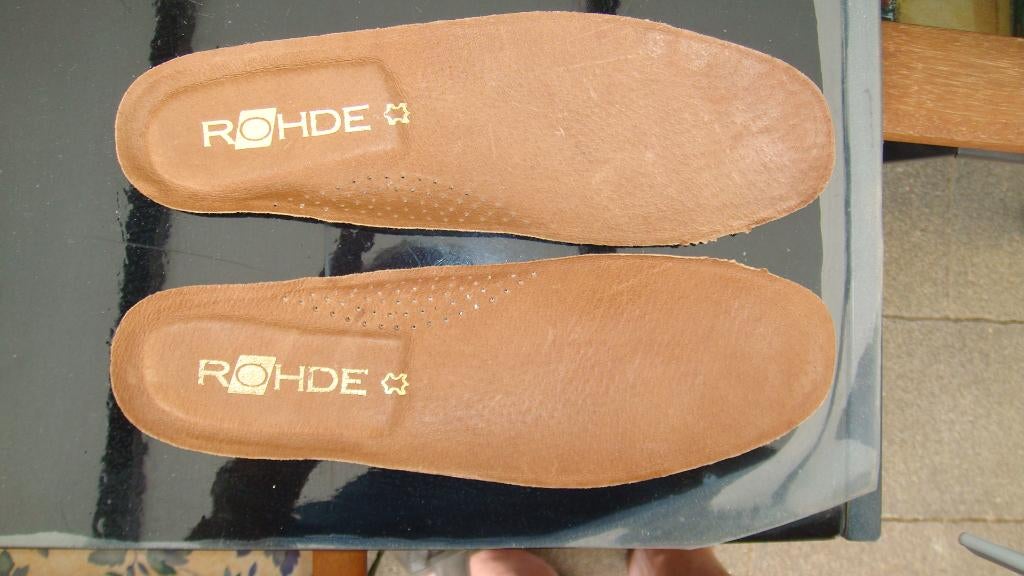 2 nieuwe Lederen inlegzool, maat 42/43, Ophalen of Verzenden, Nieuw, Bruin