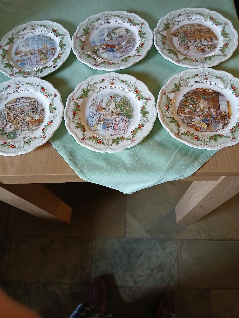 Brambly hedge borden midwinter serie, Verzamelen, Ophalen of Verzenden, Nieuw, Porselein, Bord of Schaal