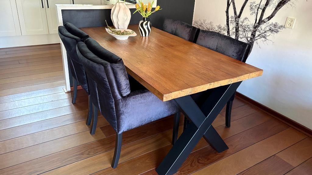 Teak houten eettafel met metalen onderstel, Ophalen, Gebruikt, Teakhout, 50 tot 100 cm