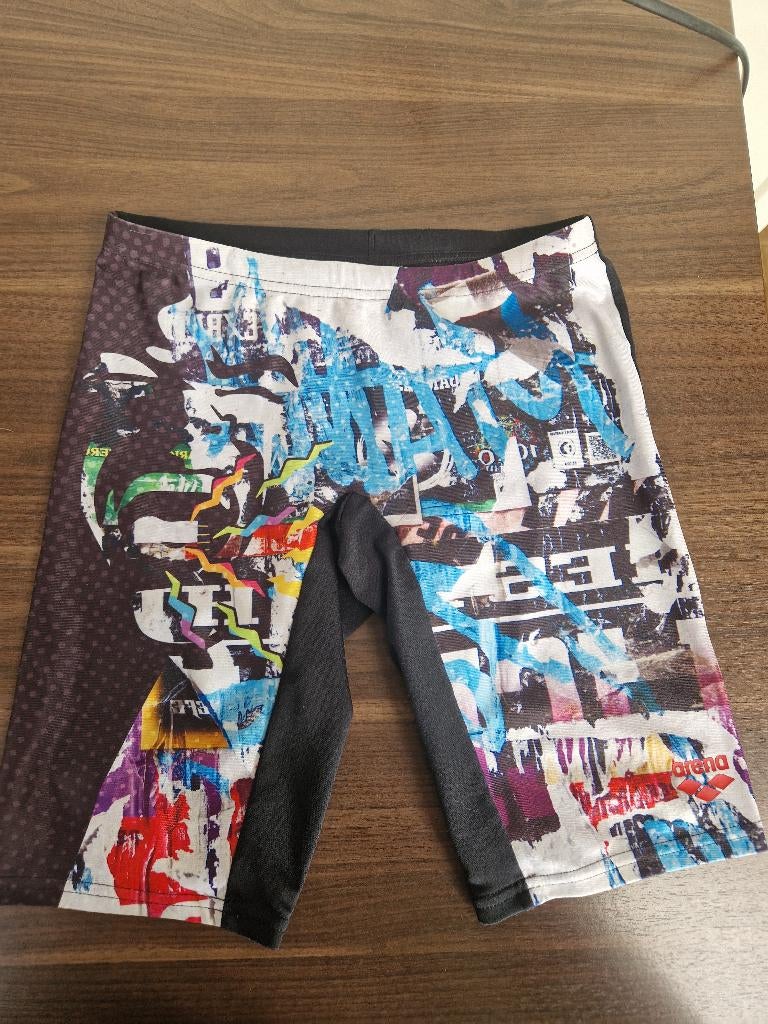 ARENA wedstrijdzwembroek, maat 128, Arena, Sport- of Zwemkleding, Ophalen of Verzenden, Zo goed als nieuw